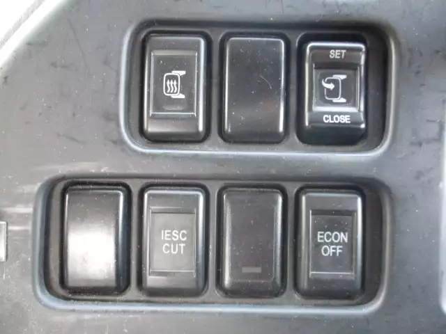 平成27年09月中古大型トラクタヘッドいすゞギガの画像30