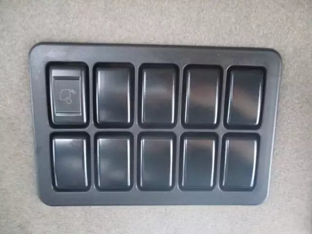 平成27年09月中古大型トラクタヘッドいすゞギガの画像33