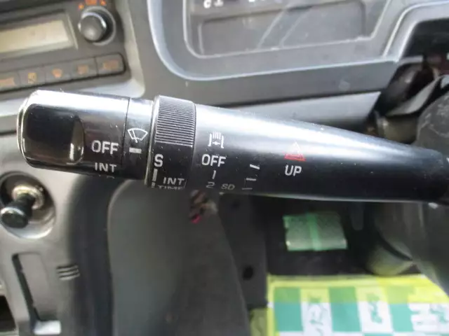 平成27年09月中古大型トラクタヘッドいすゞギガの画像35