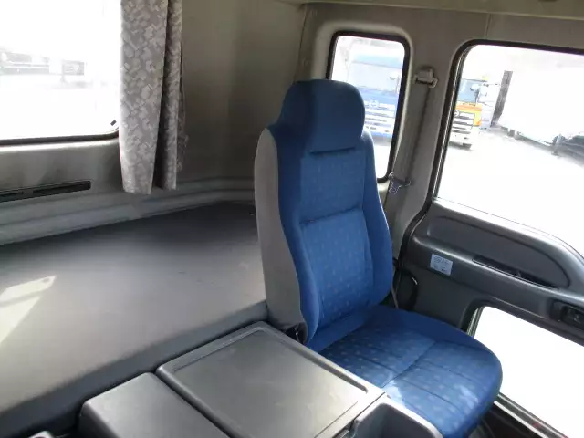 平成27年09月中古大型トラクタヘッドいすゞギガの画像39