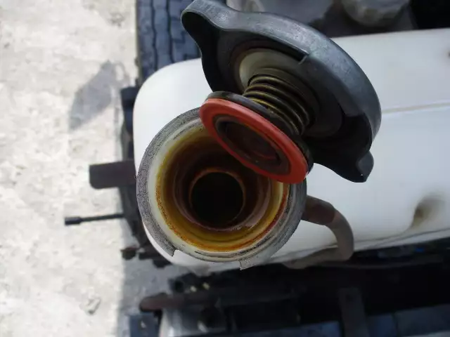 平成27年09月中古大型トラクタヘッドいすゞギガの画像48