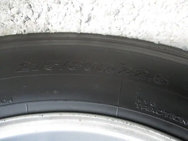 平成27年09月中古大型トラクタヘッドいすゞギガの画像12