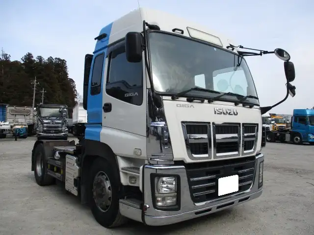 平成27年09月中古大型トラクタヘッドいすゞギガの画像3