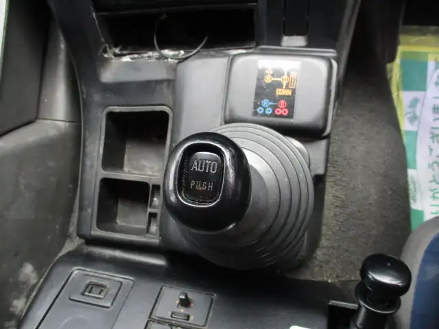 平成27年09月中古大型トラクタヘッドいすゞギガの画像28