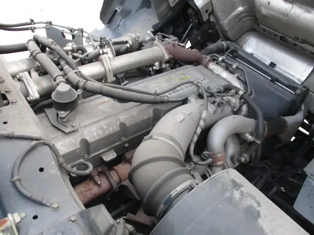 平成27年09月中古大型トラクタヘッドいすゞギガの画像43