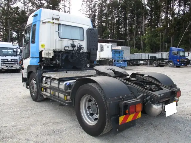 平成27年09月中古大型トラクタヘッドいすゞギガの画像7