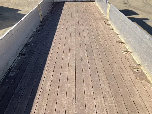 平成26年12月中古大型クレーン付日産UDクオンの画像16