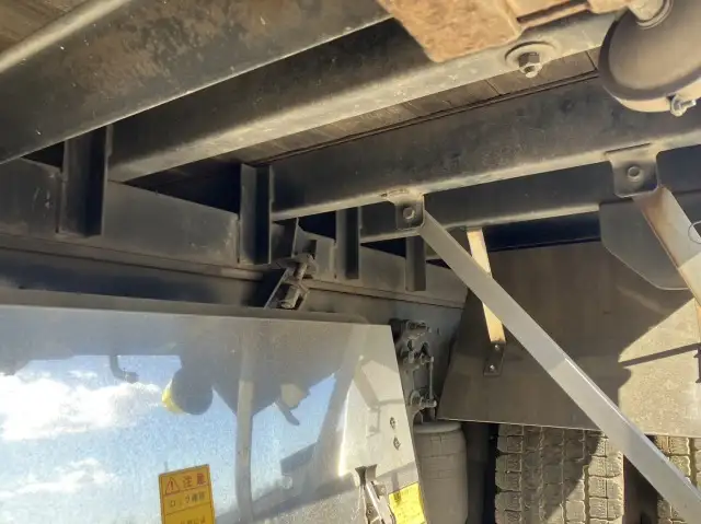 平成26年12月中古大型クレーン付日産UDクオンの画像21