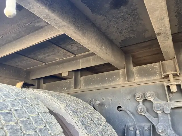 平成26年12月中古大型クレーン付日産UDクオンの画像28