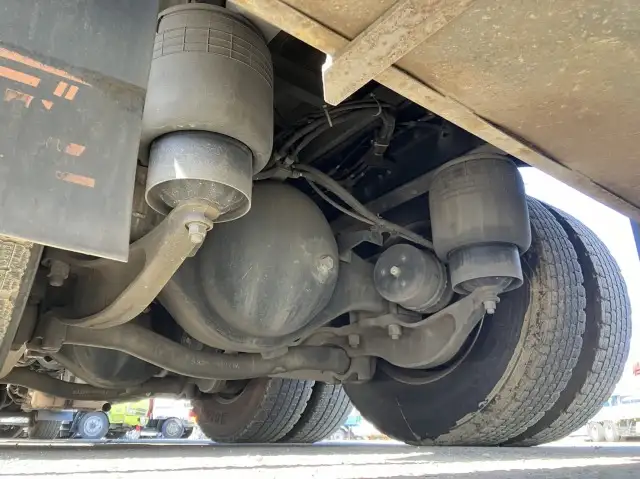 平成26年12月中古大型クレーン付日産UDクオンの画像31