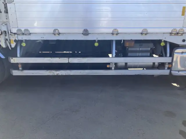 平成26年12月中古大型クレーン付日産UDクオンの画像37