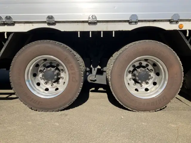 平成26年12月中古大型クレーン付日産UDクオンの画像40