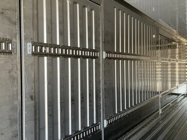 令和03年07月中古大型冷凍バン・ウィング三菱ふそうスーパーグレートの画像12