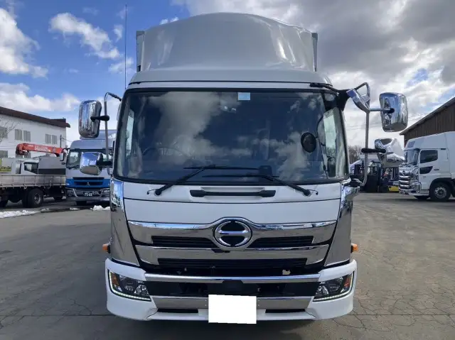 平成29年09月中古中型アルミバン・ウィング日野レンジャーの画像2