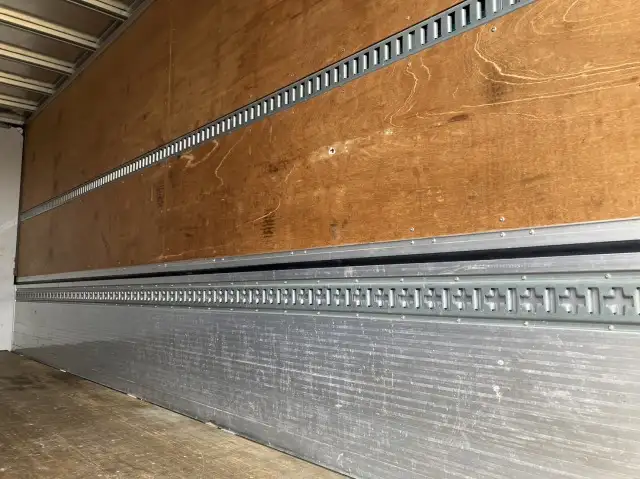 平成29年09月中古中型アルミバン・ウィング日野レンジャーの画像21