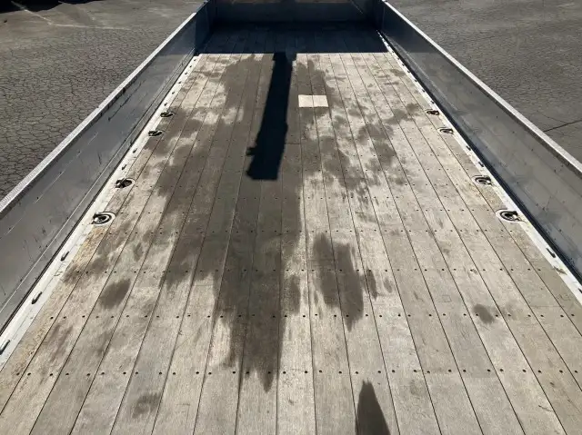 令和04年09月中古大型クレーン付三菱ふそうスーパーグレートの画像17