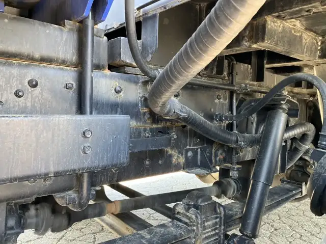 令和04年09月中古大型クレーン付三菱ふそうスーパーグレートの画像32