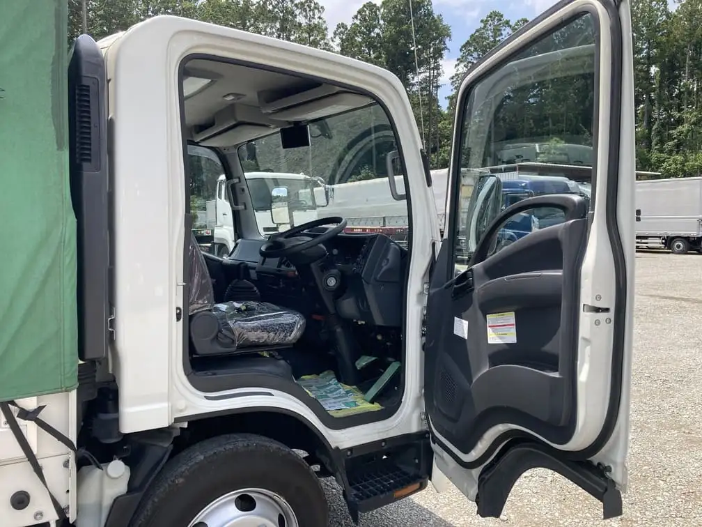 令和03年08月中古小型平ボディいすゞエルフの画像40