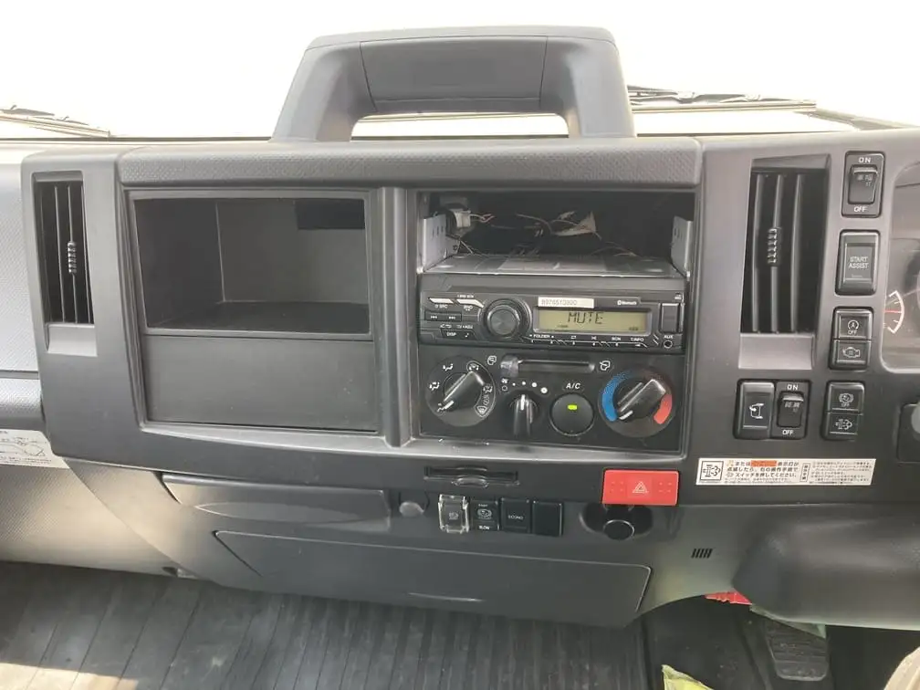 令和03年08月中古小型平ボディいすゞエルフの画像44