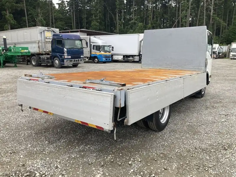 平成30年04月中古小型平ボディいすゞエルフの画像17