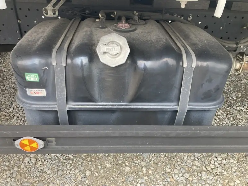 平成30年04月中古小型平ボディいすゞエルフの画像19