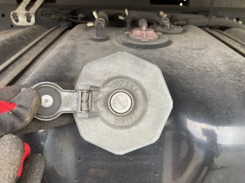 平成30年04月中古小型平ボディいすゞエルフの画像20