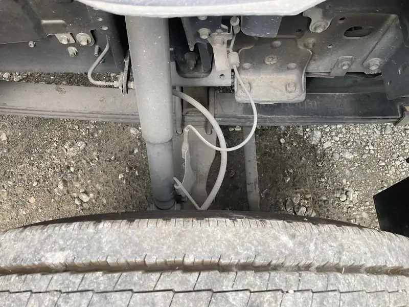 平成30年04月中古小型平ボディいすゞエルフの画像32