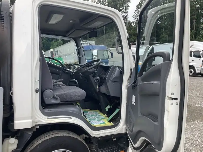 平成30年04月中古小型平ボディいすゞエルフの画像34