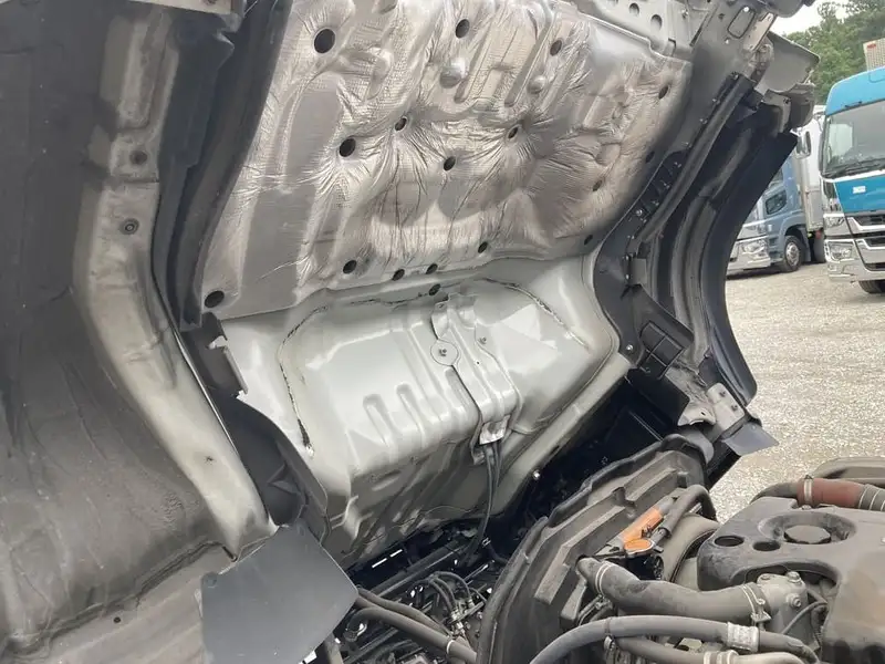 平成30年04月中古小型平ボディいすゞエルフの画像54