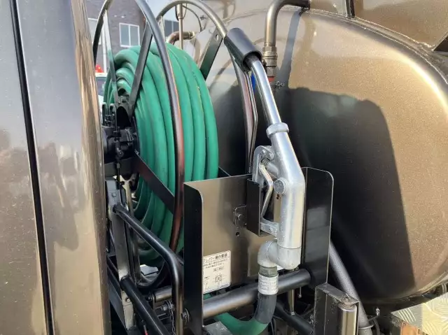 平成25年12月中古小型ミキサー車・高所作業車・その他特装車日野デュトロの画像16