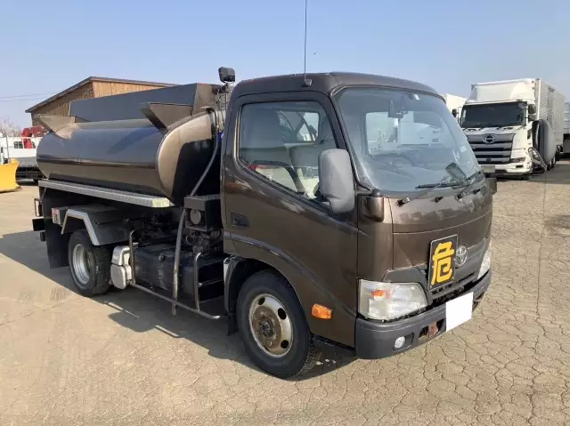 平成25年12月中古小型ミキサー車・高所作業車・その他特装車日野デュトロの画像3