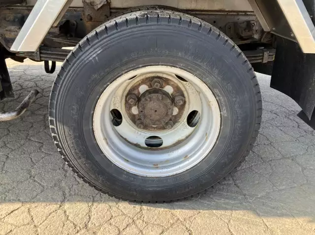 平成25年12月中古小型ミキサー車・高所作業車・その他特装車日野デュトロの画像35