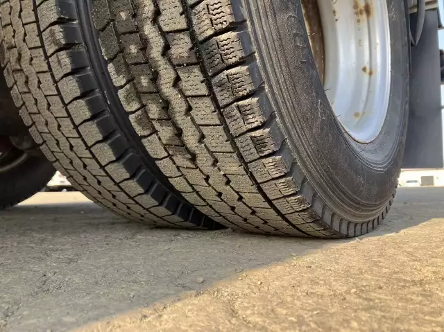 平成25年12月中古小型ミキサー車・高所作業車・その他特装車日野デュトロの画像37