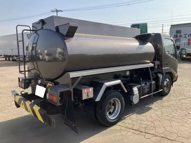 平成25年12月中古小型ミキサー車・高所作業車・その他特装車日野デュトロの画像5