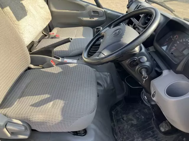 平成25年12月中古小型ミキサー車・高所作業車・その他特装車日野デュトロの画像42