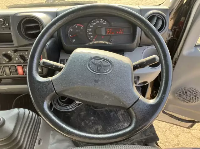 平成25年12月中古小型ミキサー車・高所作業車・その他特装車日野デュトロの画像44