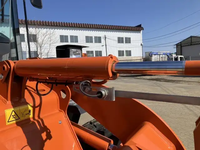 【車検:令和7年10月迄】令和5年 日立 ZW80 タイヤショベル アワー:154.4h 距離:807km 1,2㎥バケットの画像14
