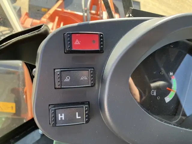 【車検:令和7年10月迄】令和5年 日立 ZW80 タイヤショベル アワー:154.4h 距離:807km 1,2㎥バケットの画像39