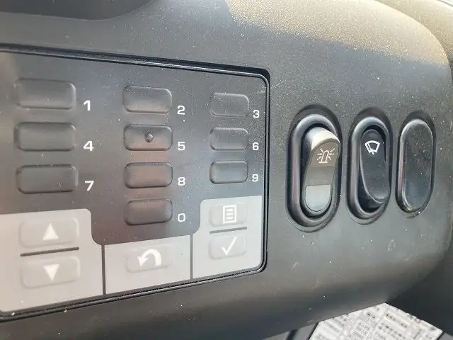 令和04年12月中古その他建設機械・フォークリフトコマツコマツの画像44