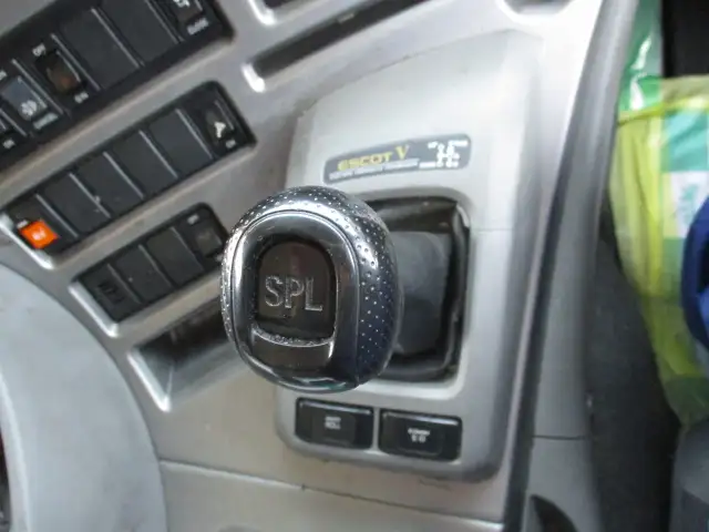 車検付(R6.7)平成28年 UD トラクタ 410馬力 AT 第五輪:11,500kgの画像29