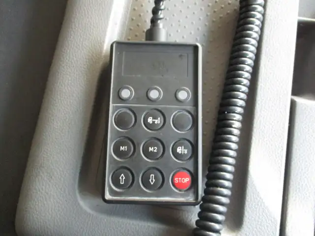 車検付(R6.7)平成28年 UD トラクタ 410馬力 AT 第五輪:11,500kgの画像30