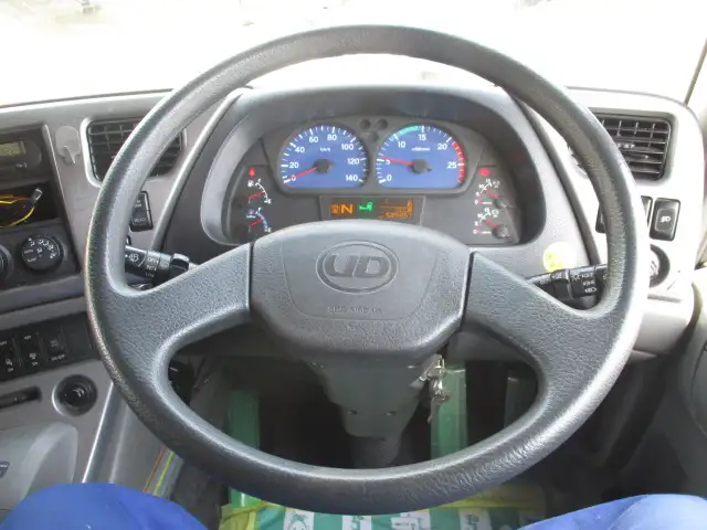 車検付(R6.7)平成28年 UD トラクタ 410馬力 AT 第五輪:11,500kgの画像38