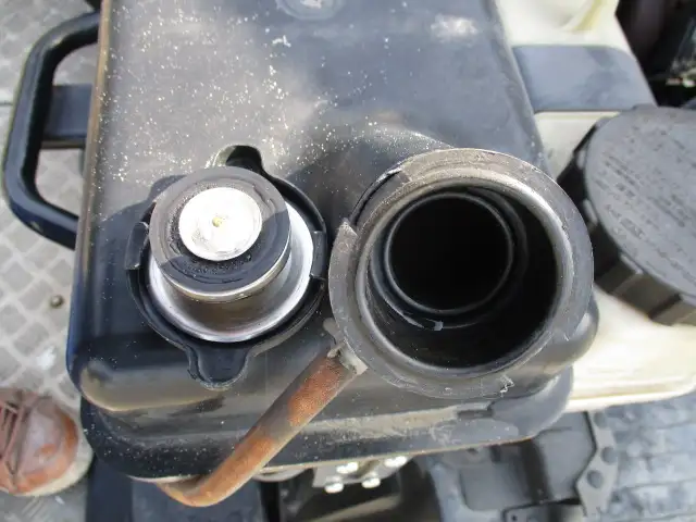 車検付(R6.7)平成28年 UD トラクタ 410馬力 AT 第五輪:11,500kgの画像53