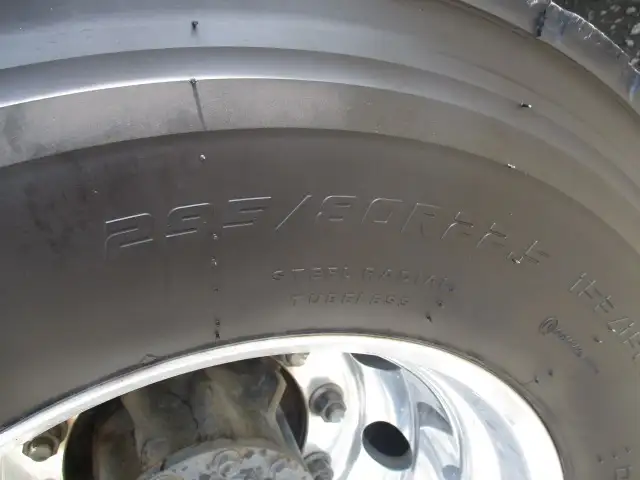 平成28年07月中古小型トラクタヘッド日産UDクオンの画像12