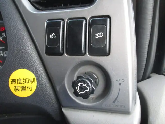 平成28年07月中古小型トラクタヘッド日産UDクオンの画像34