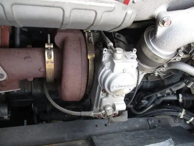 平成28年07月中古小型トラクタヘッド日産UDクオンの画像47