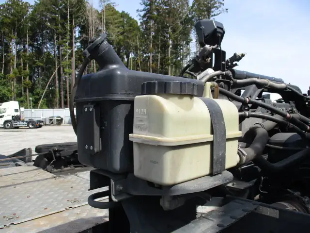 平成28年07月中古小型トラクタヘッド日産UDクオンの画像51