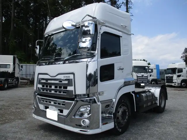 令和02年12月中古大型トラクタヘッド日産UDクオンの画像1