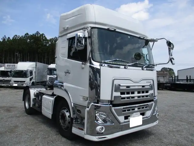 令和02年12月中古大型トラクタヘッド日産UDクオンの画像3