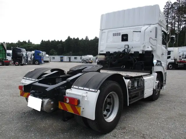 令和02年12月中古大型トラクタヘッド日産UDクオンの画像5